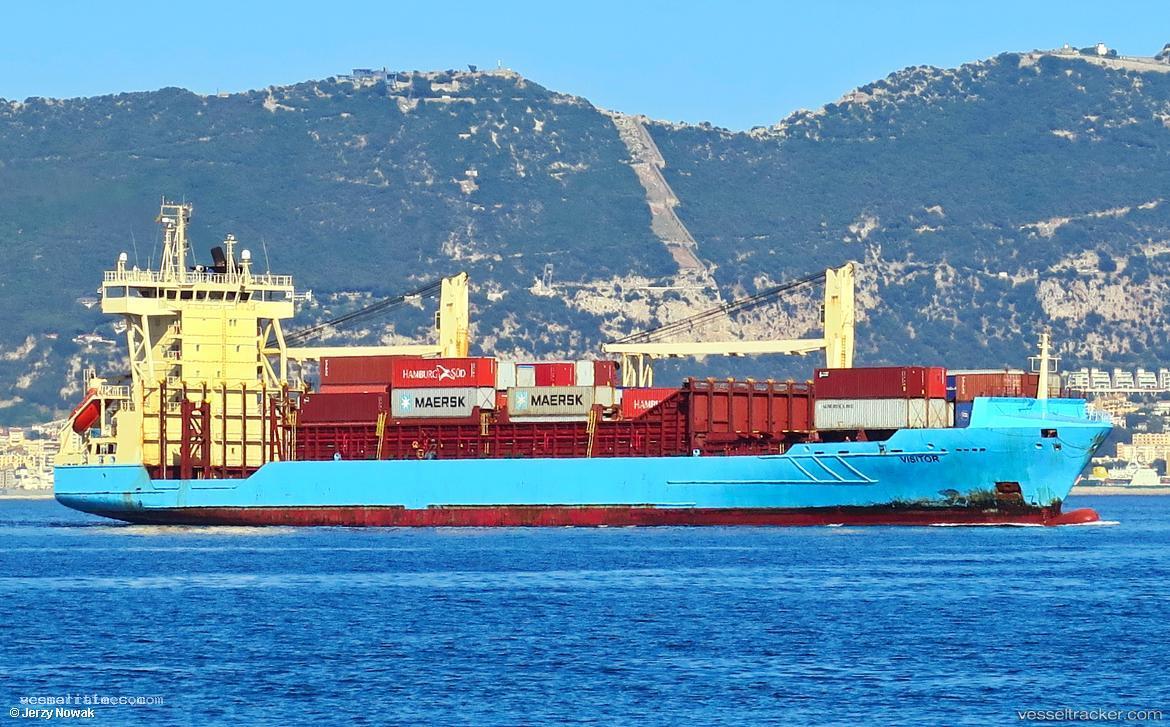 Visitor - Container Ship vessel registered in Portugal