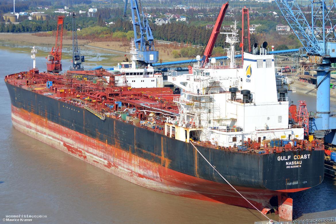 Dubai-Green - Oil Products Tanker vessel registered in Marshall Islands