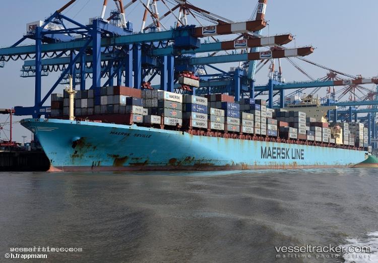 Maersk-Seville - Container Ship vessel registered in Singapore