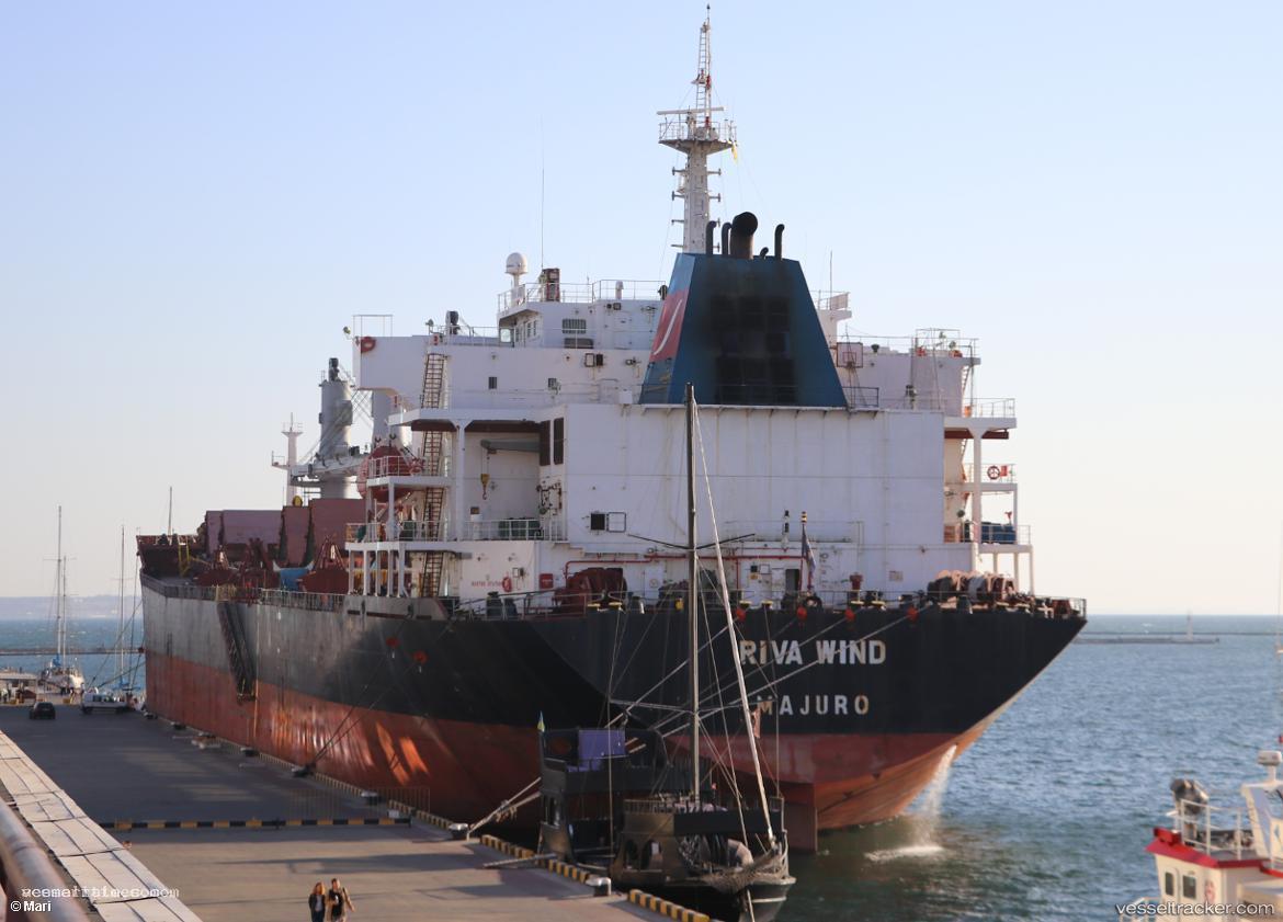 Riva-Wind - Bulk Carrier vessel registered in Marshall Islands