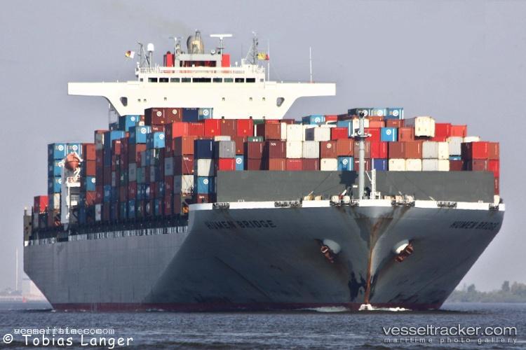 One-Humen - Container Ship vessel registered in Singapore