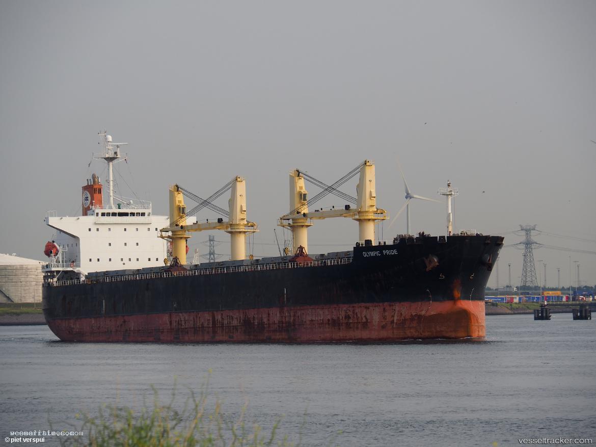 Jacky-Glory - Bulk Carrier vessel registered in Marshall Islands