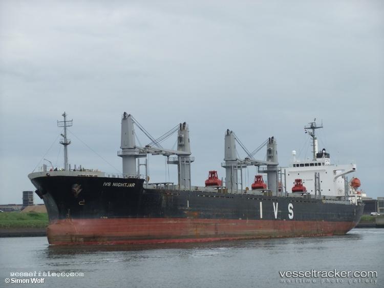 Manta-Hacer - General Cargo Ship vessel registered in Marshall Islands