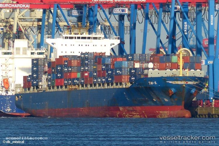 Sm-Manali - Container Ship vessel registered in India