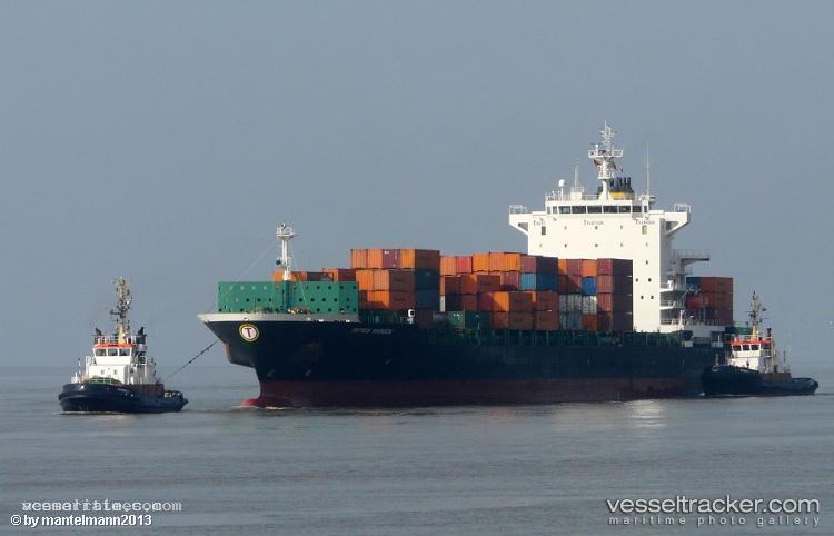 Cma-Cgm-Navegantes - Container Ship vessel registered in Malta