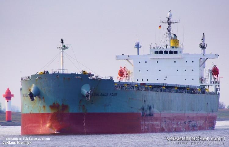 Ac-Renhe - Bulk Carrier vessel registered in Panama