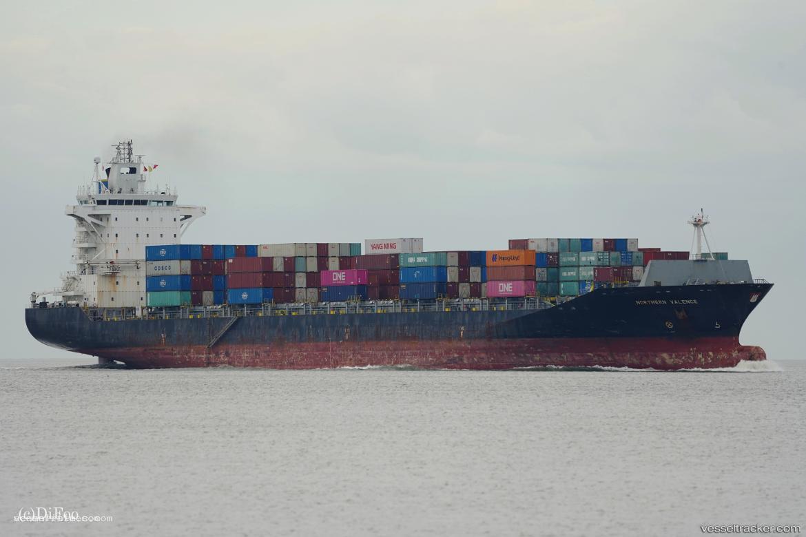 Valence - Container Ship vessel registered in Saint Vincent and the Grenadines