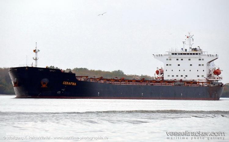 Winner - Bulk Carrier vessel registered in Marshall Islands