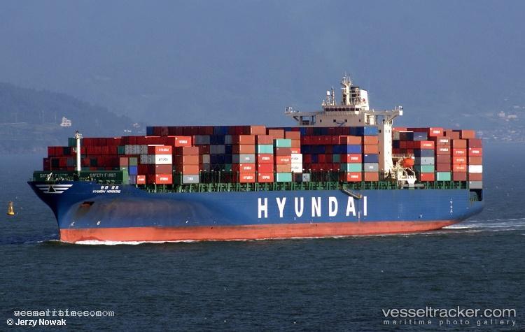 Hyundai-Hongkong - Container Ship vessel registered in Cyprus