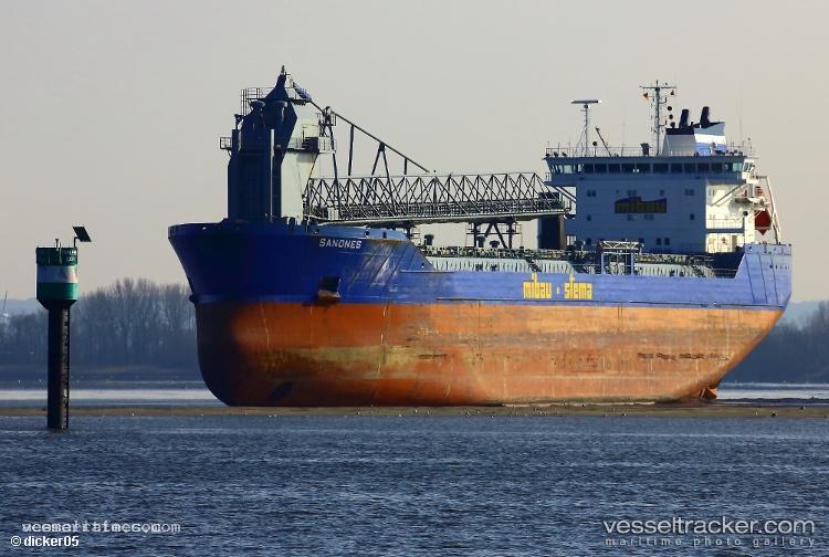 Sandnes - Self Discharging Bulk Carrier vessel registered in Antigua and Barbuda