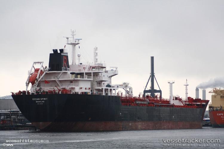 Revin - Oil Products Tanker vessel registered in Comoros