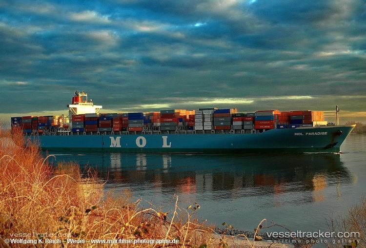 Bigli - Container Ship vessel registered in Liberia