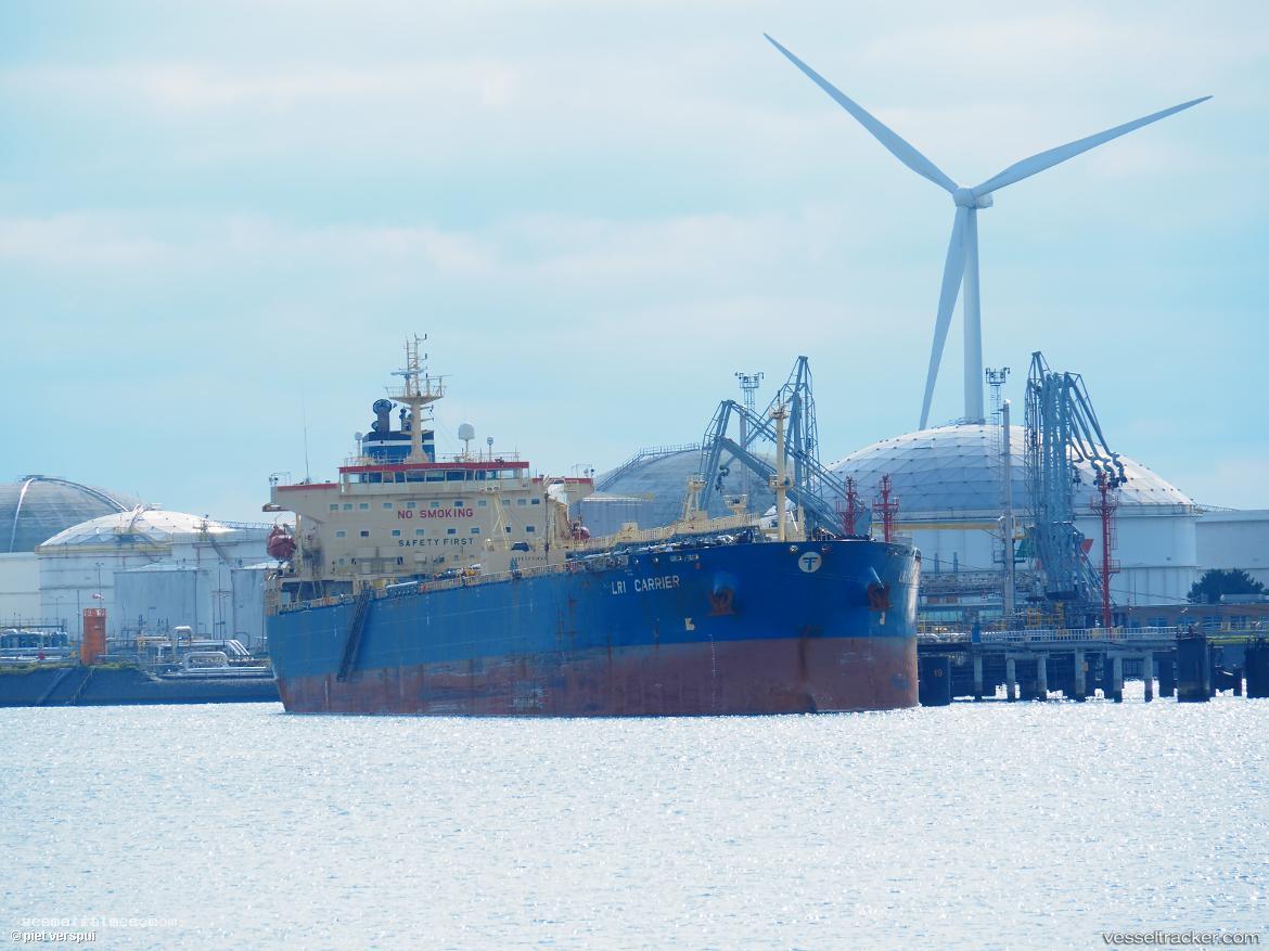 Lr1-Carrier - Crude Oil Tanker vessel registered in Liberia