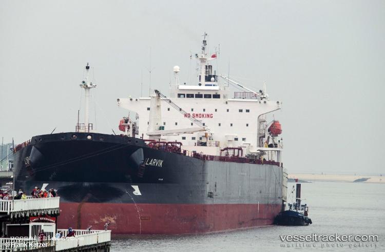 Larvik - Crude Oil Tanker vessel registered in Bahamas