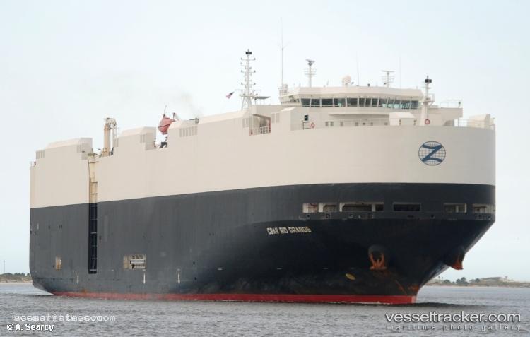 Gold-Xing - Vehicles Carrier vessel registered in Liberia