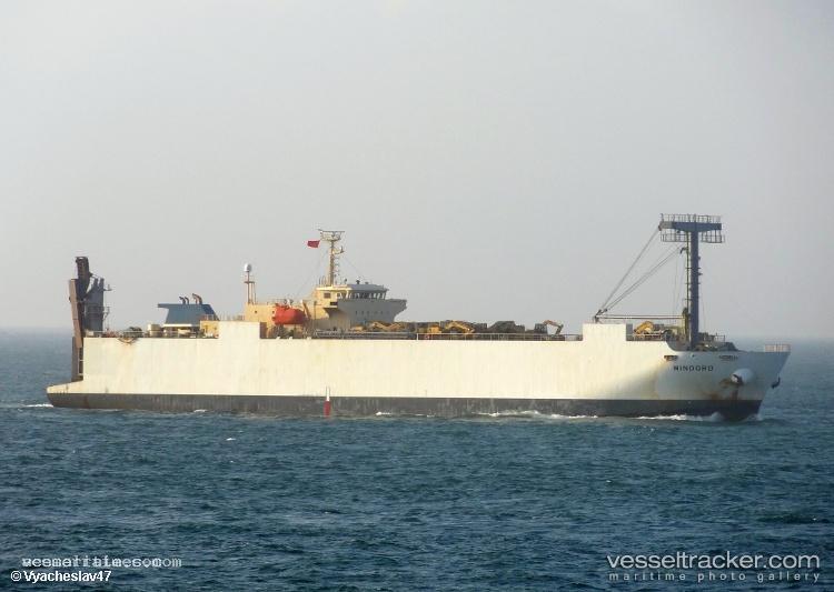 Mindoro - Vehicles Carrier vessel registered in Panama