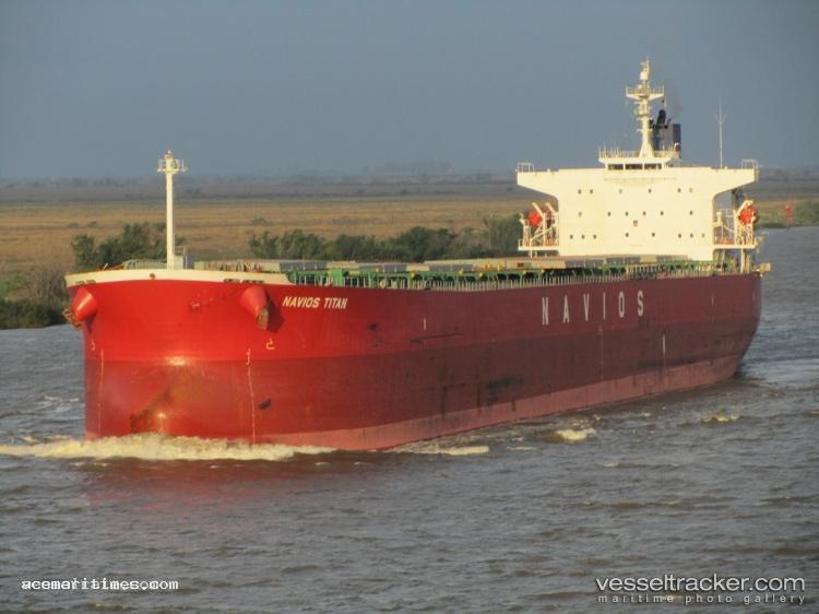 Alana - Bulk Carrier vessel registered in Marshall Islands