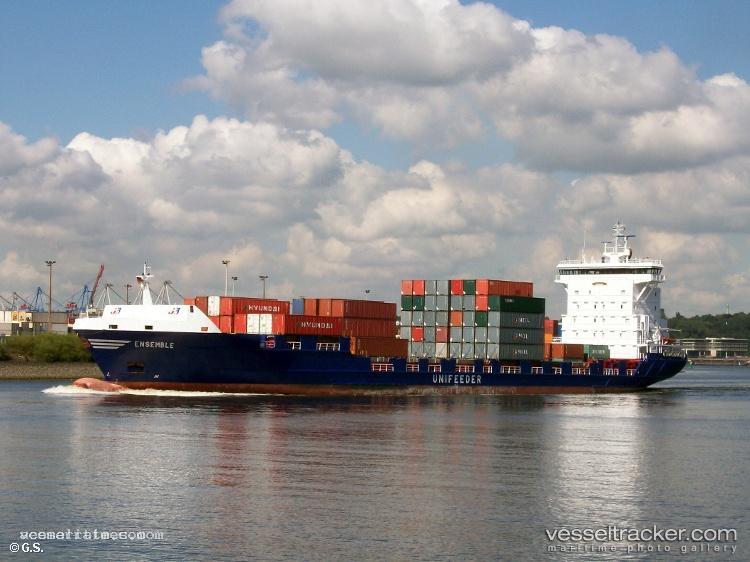 Ensemble - Container Ship vessel registered in Netherlands