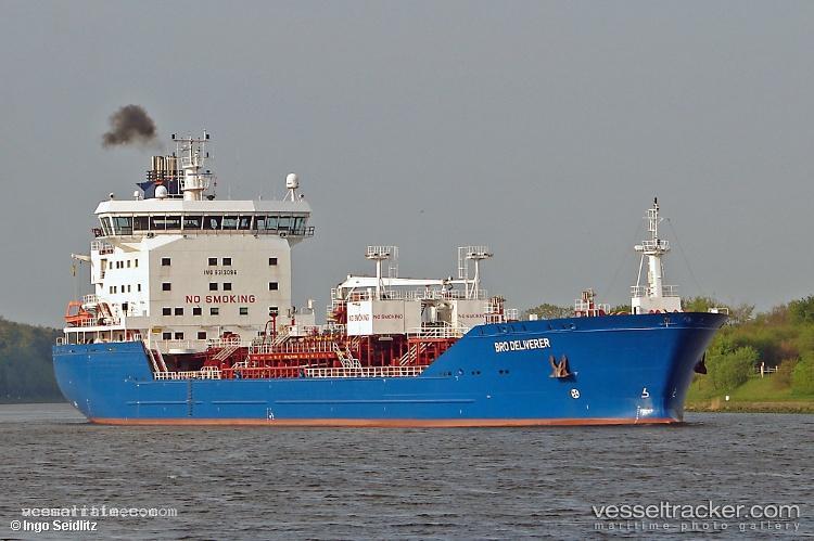 Sriwangi-Ii - Chemical Oil Products Tanker vessel registered in Singapore