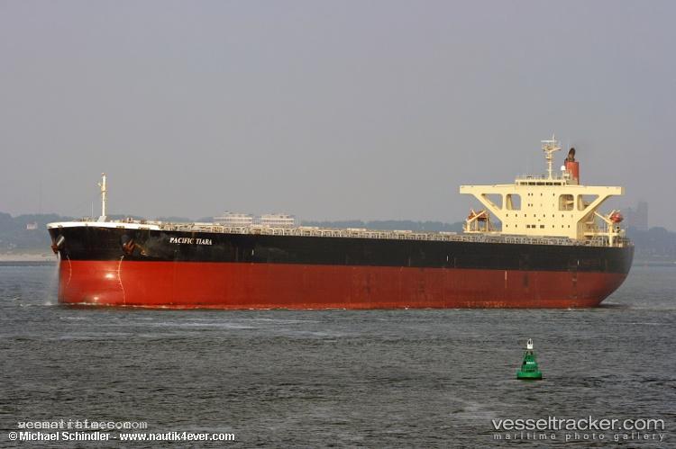 Winning-Faith - Bulk Carrier vessel registered in Singapore