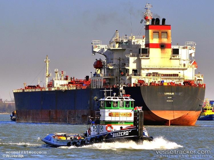 Lion-S - Oil Products Tanker vessel registered in Honduras