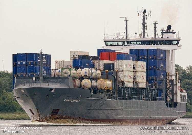 Baltic-Shark - Container Ship vessel registered in Antigua and Barbuda