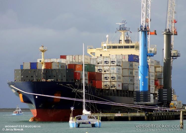 Kmtc-Tianjin - Container Ship vessel registered in South Korea