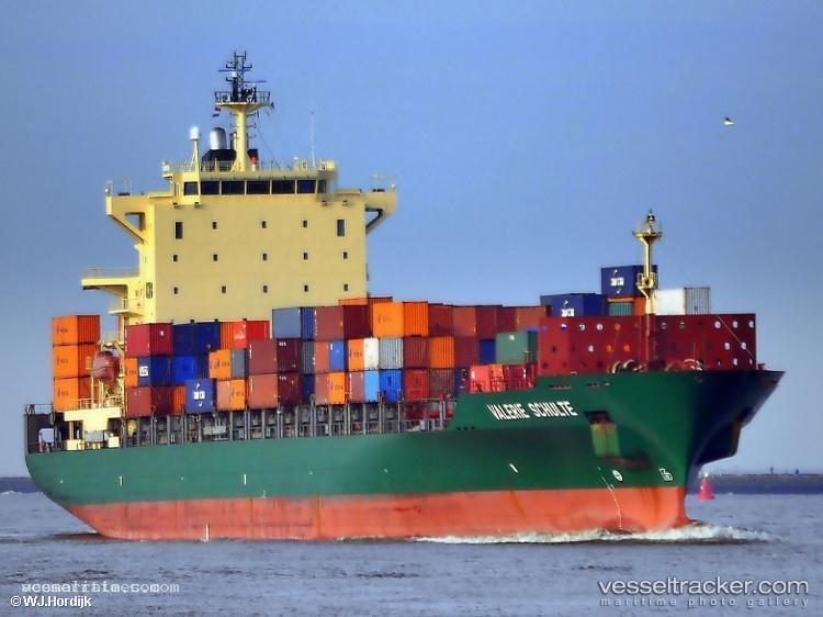 Gsl-Valerie - Container Ship vessel registered in Liberia