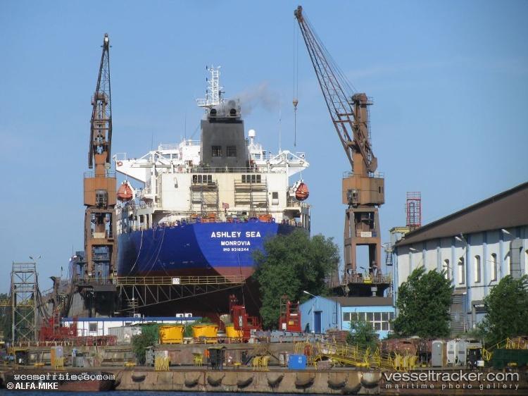 Radiant-Sea - Crude Oil Tanker vessel registered in Marshall Islands