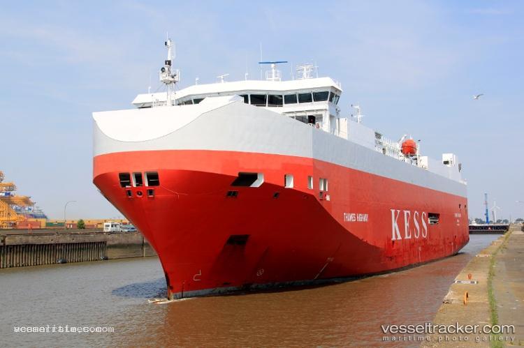 Thames-Highway - Vehicles Carrier vessel registered in Bahamas