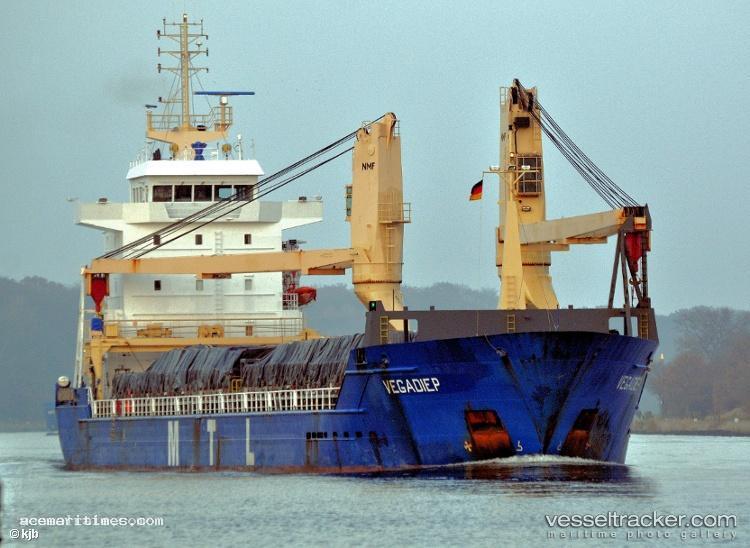 Anka-Blue - Deck Cargo Ship vessel registered in Barbados