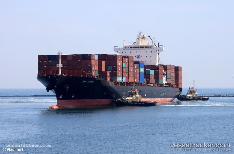 Xiamen - Container Ship vessel registered in Liberia