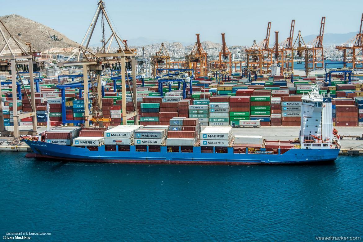 Sol-Fortune - Container Ship vessel registered in Panama
