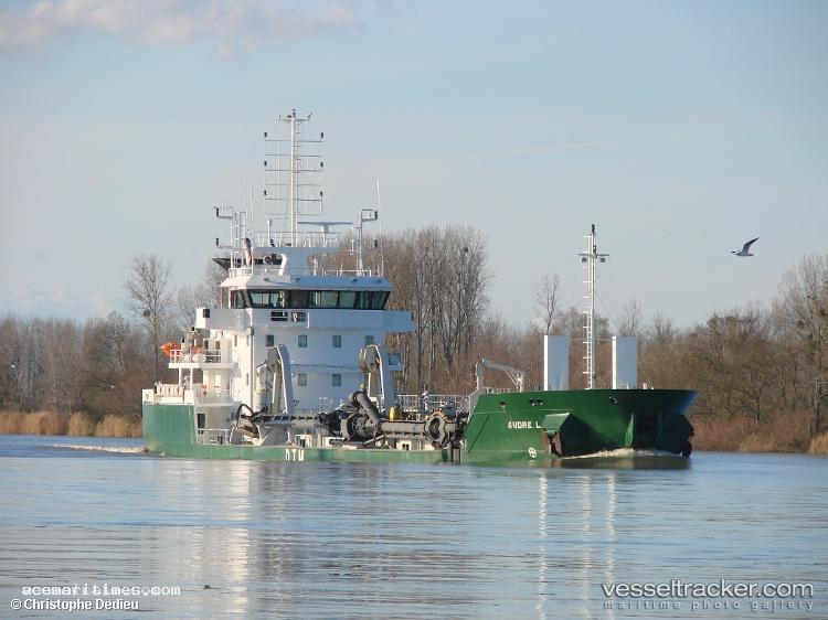Andre-L - Hopper Dredger vessel registered in France