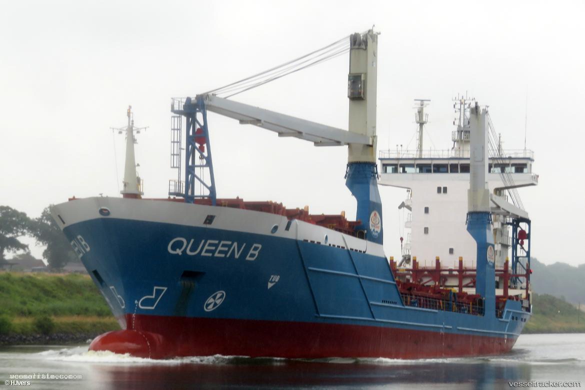 Queen-B - Container Ship vessel registered in Cyprus