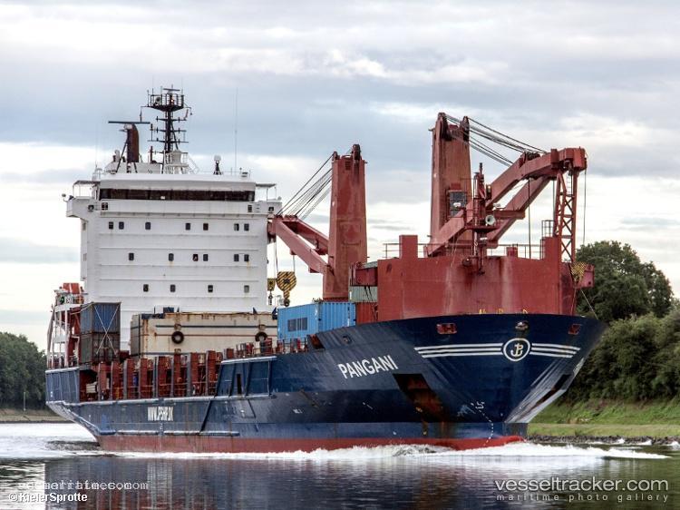 Chl-Apollo - Multi Purpose Carrier vessel registered in Marshall Islands
