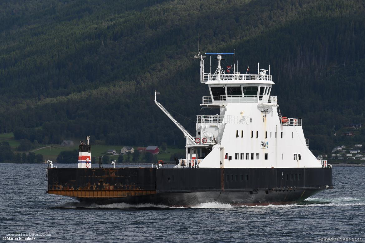 Julsund - Passenger Ro Ro Cargo Ship vessel registered in Norway