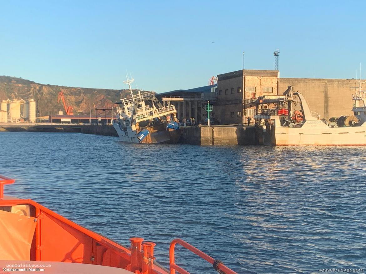 Plaia-De-Rueta - Fishing Vessel vessel registered in Spain