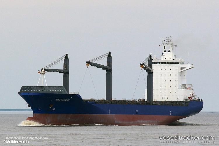 Seaspan-Hannover - Container Ship vessel registered in Hong Kong