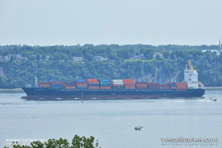 Stadt-Dresden - Container Ship vessel registered in Portugal