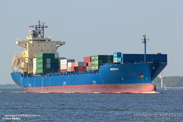 Elisabeth-P - Container Ship vessel registered in Marshall Islands
