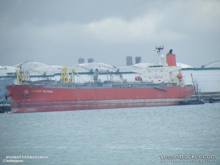 Velos-Sapphire - Oil Products Tanker vessel registered in Marshall Islands