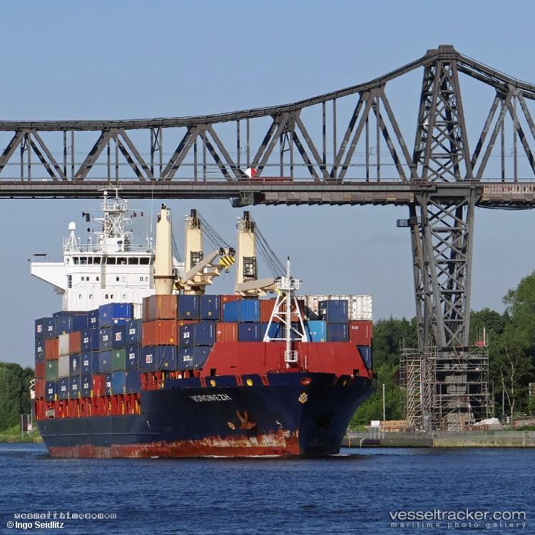 Msc-Yosheen - Container Ship vessel registered in Cyprus