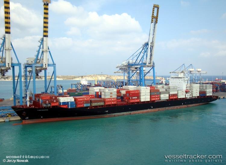 Yokohama-Star - Container Ship vessel registered in Marshall Islands