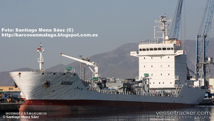 Seaven-Glory - Cement Carrier vessel registered in Greece