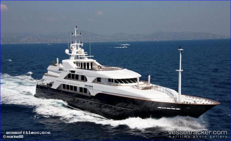 Bella - Service Ship vessel registered in Marshall Islands
