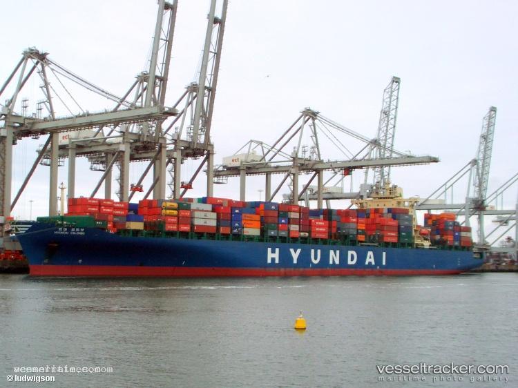 Hmm-Colombo - Container Ship vessel registered in South Korea
