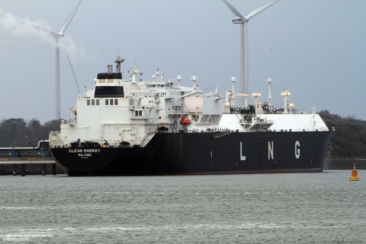 Clean-Energy - Lng Tanker vessel registered in Marshall Islands