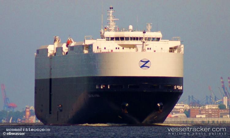 Gold-Star - Vehicles Carrier vessel registered in Liberia