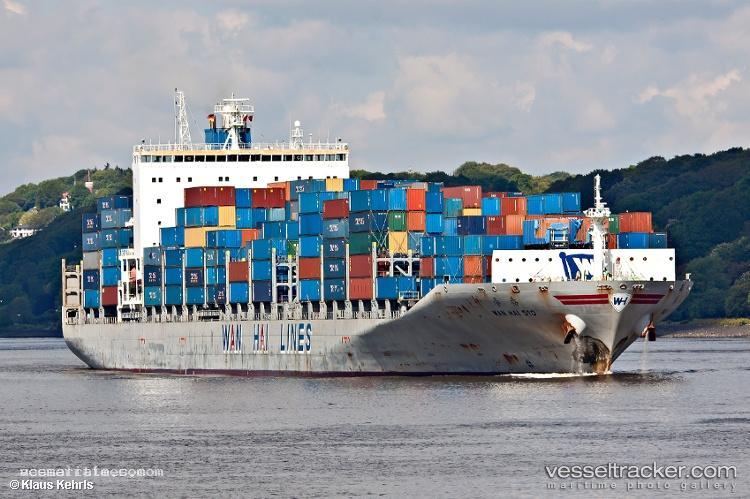 Wan-Hai-510 - Container Ship vessel registered in Singapore
